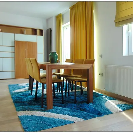 בראשוב Central Comfort Suites Alpha Ville מראה חיצוני תמונה